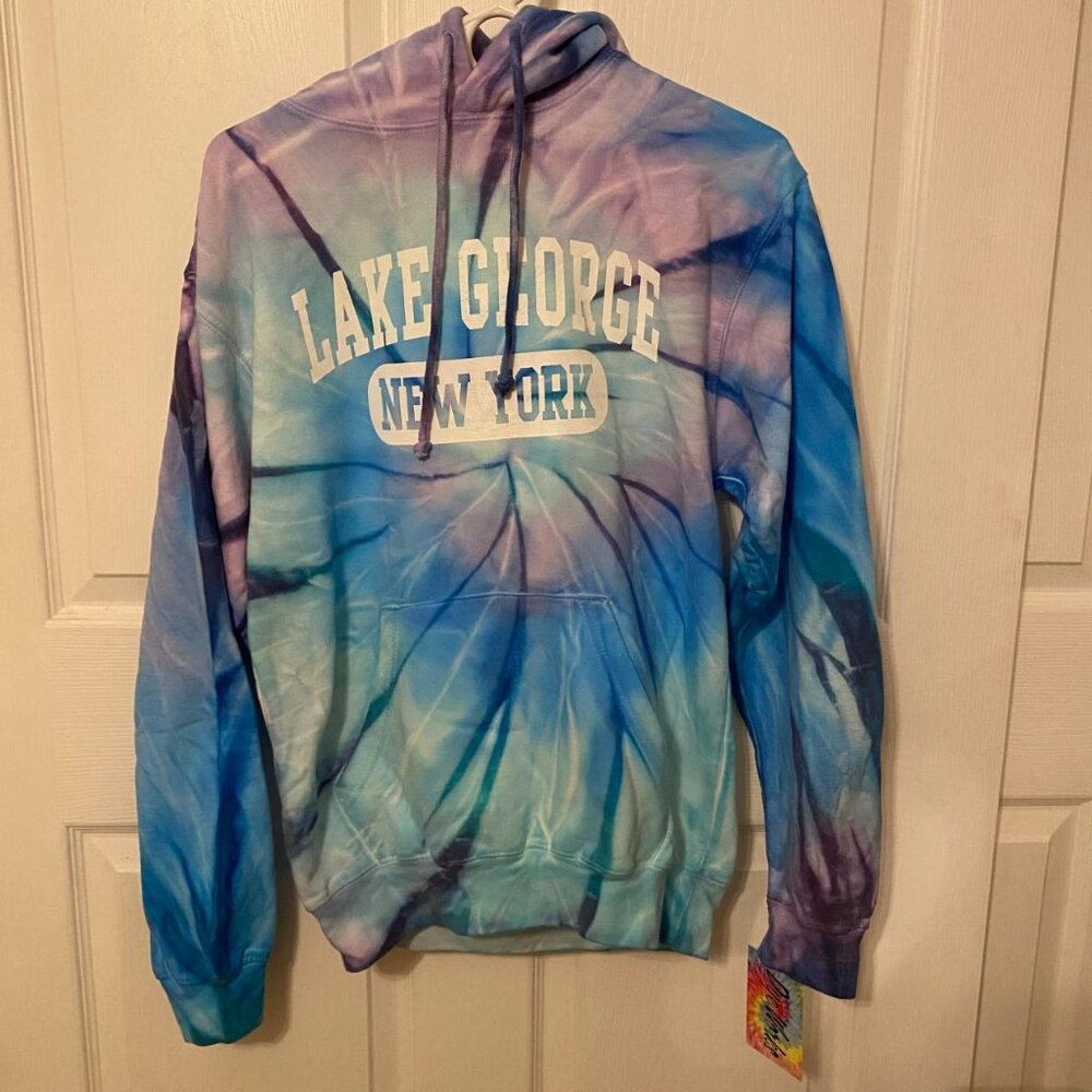 Lake George Tie dye sweatshirt NWT Size S